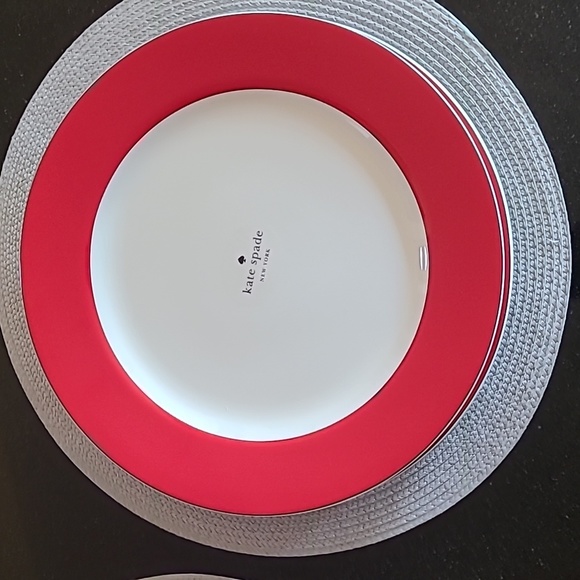 ♠️Kate Spade Dinner Plates - Picture 5 of 9